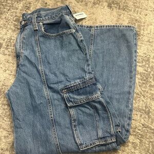 Old Navy women’s baggy Denim cargo Jeans